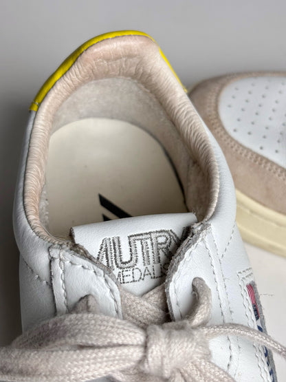 W Shoe Size 38 Autry Beige, White, Yellow Leather & Suede Women's Sneakers