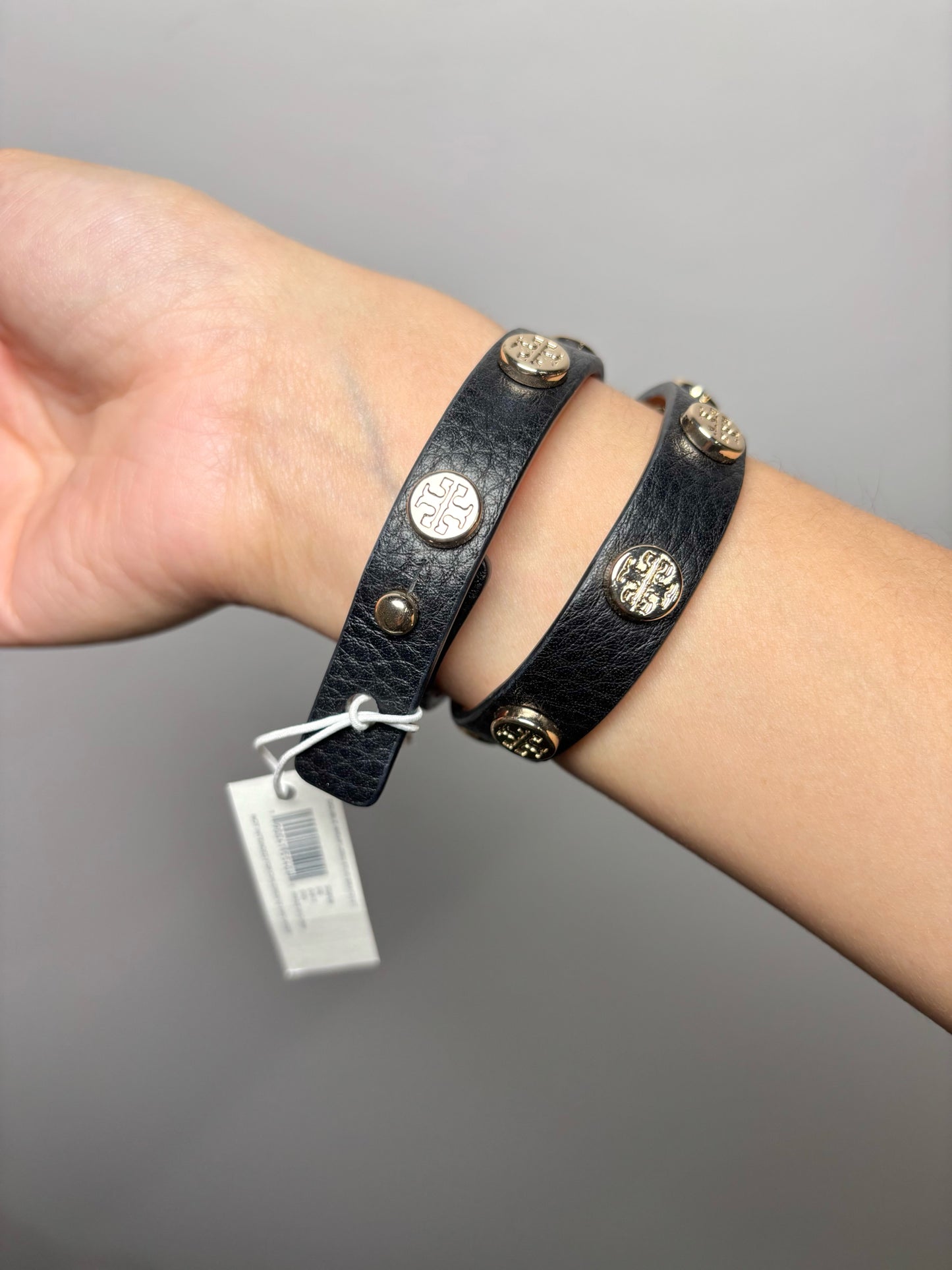 Camel Leather Tory Burch Solid NWT Black, Camel Reversible Studded Bracelet