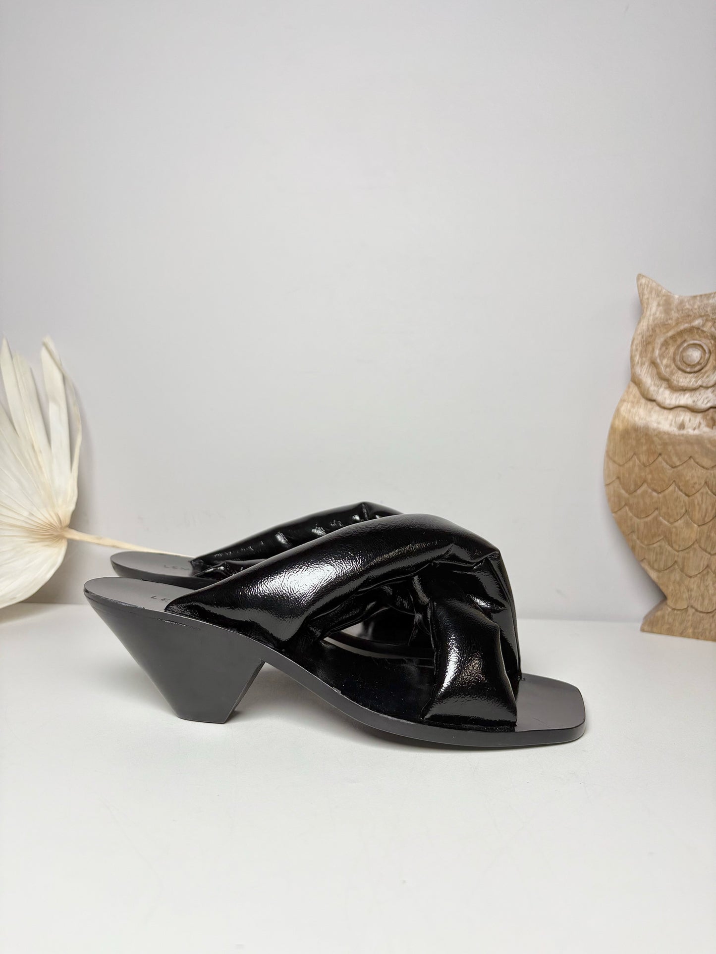 W Shoe Size 36 (5.5/6 US) Lemaire Black Leather Patent NWT Sandals