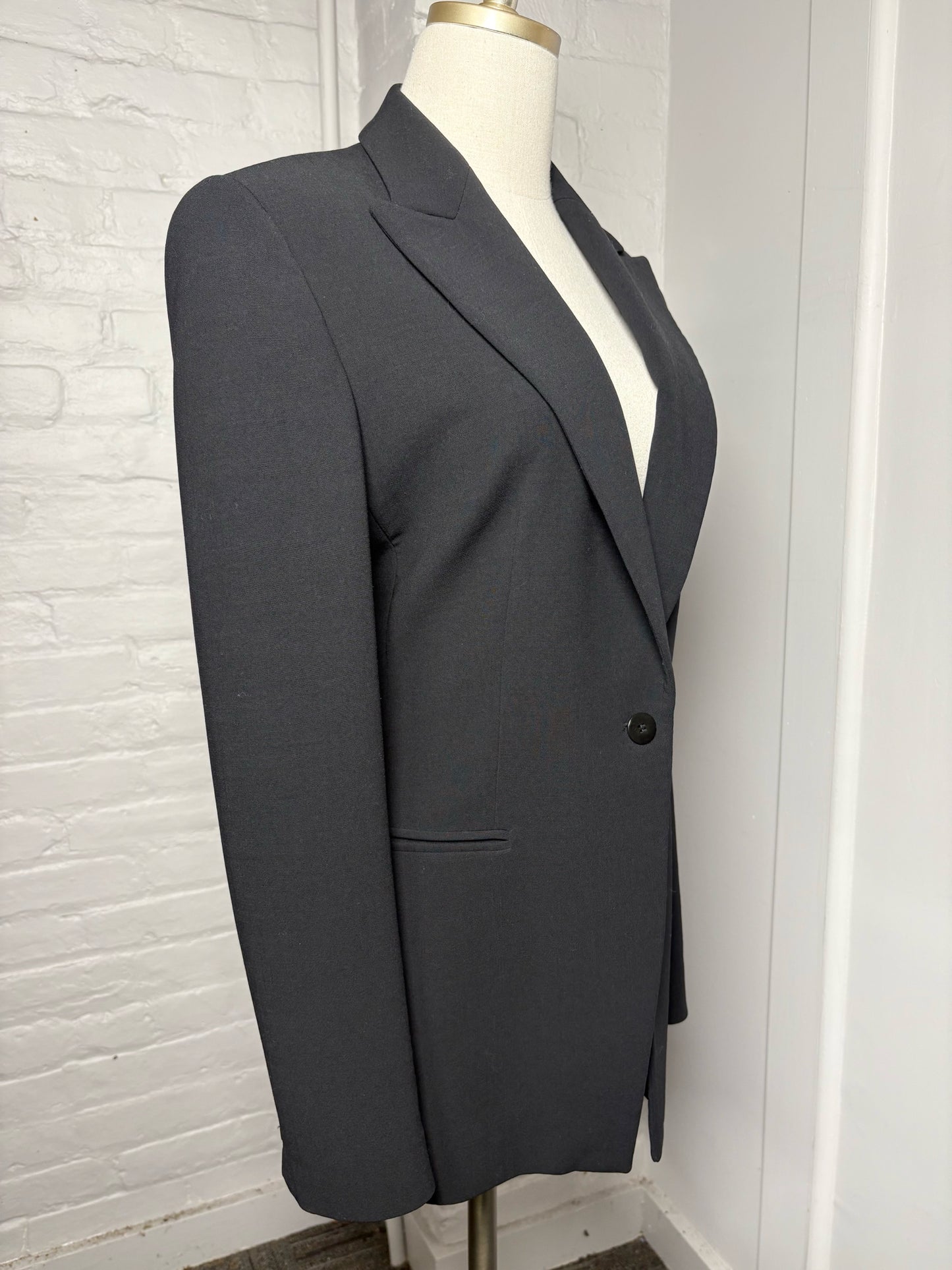 Women Size 48 (10, US) Giorgio Armani Black Long Lapels Blazer
