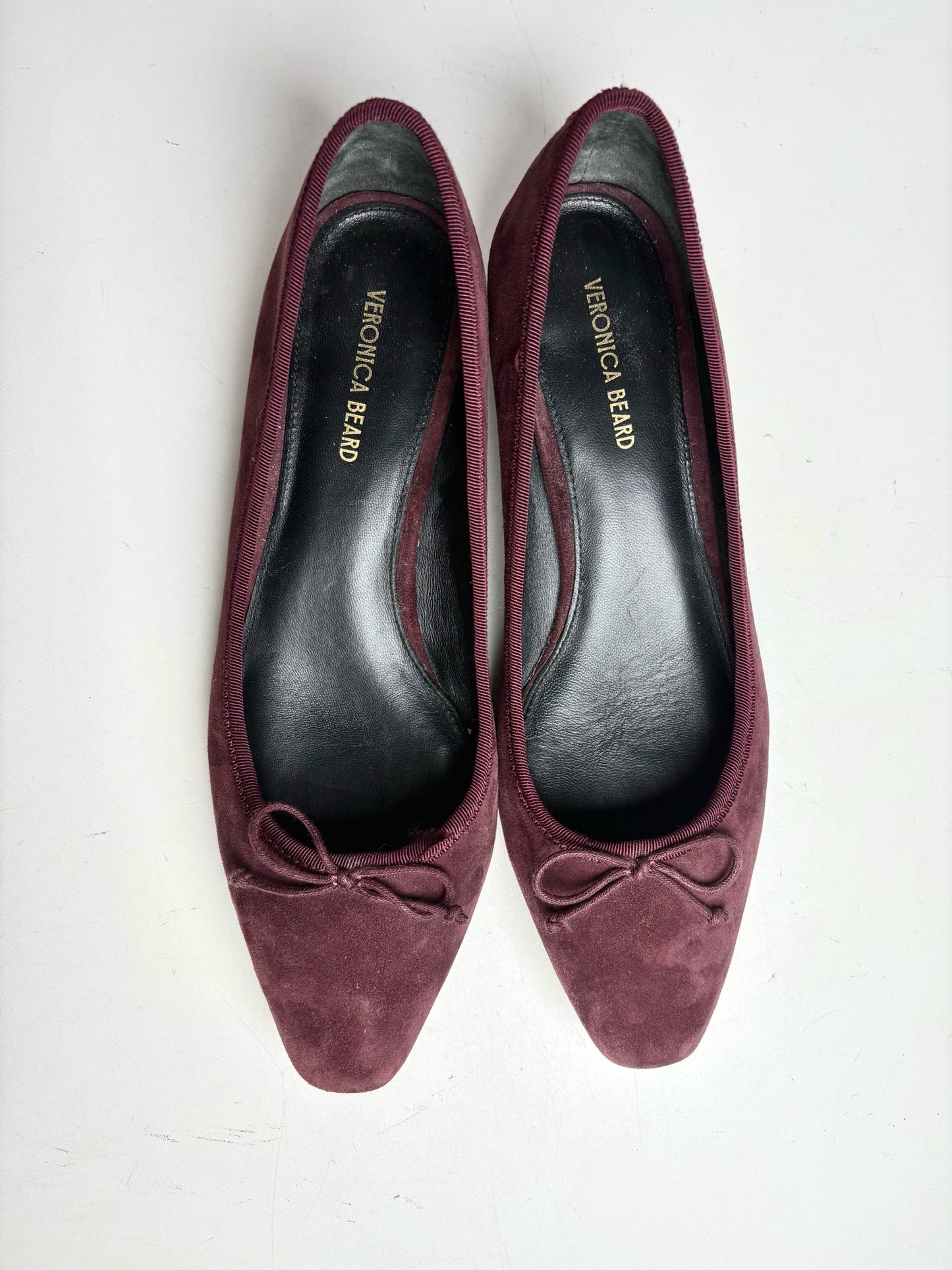 W Shoe Size 7.5 Veronica Beard Burgundy Suede Heels