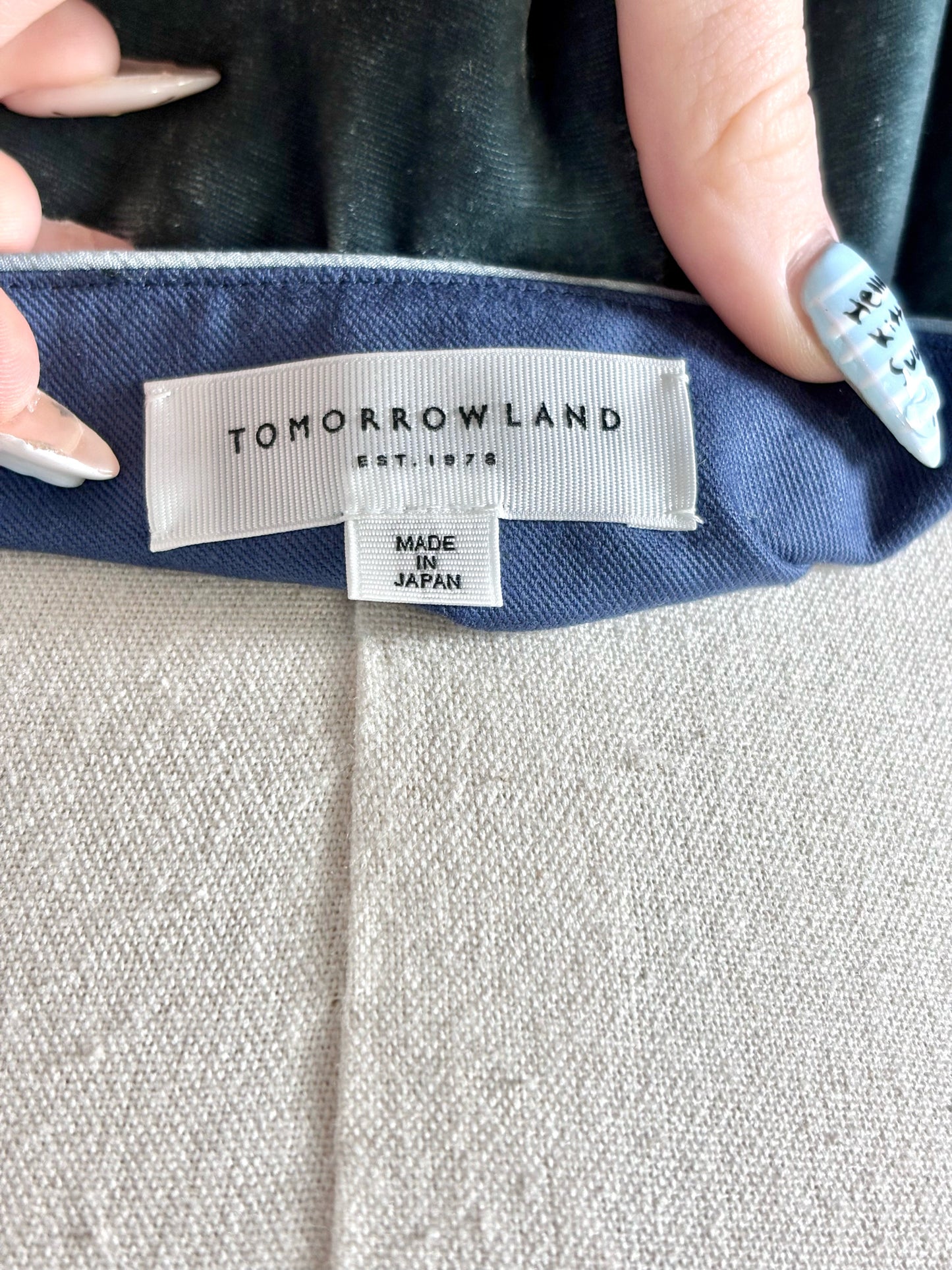 Women Size 38 (M US) Tomorrowland Seafoam Green Velvet Pre-owned, NWT Skirt