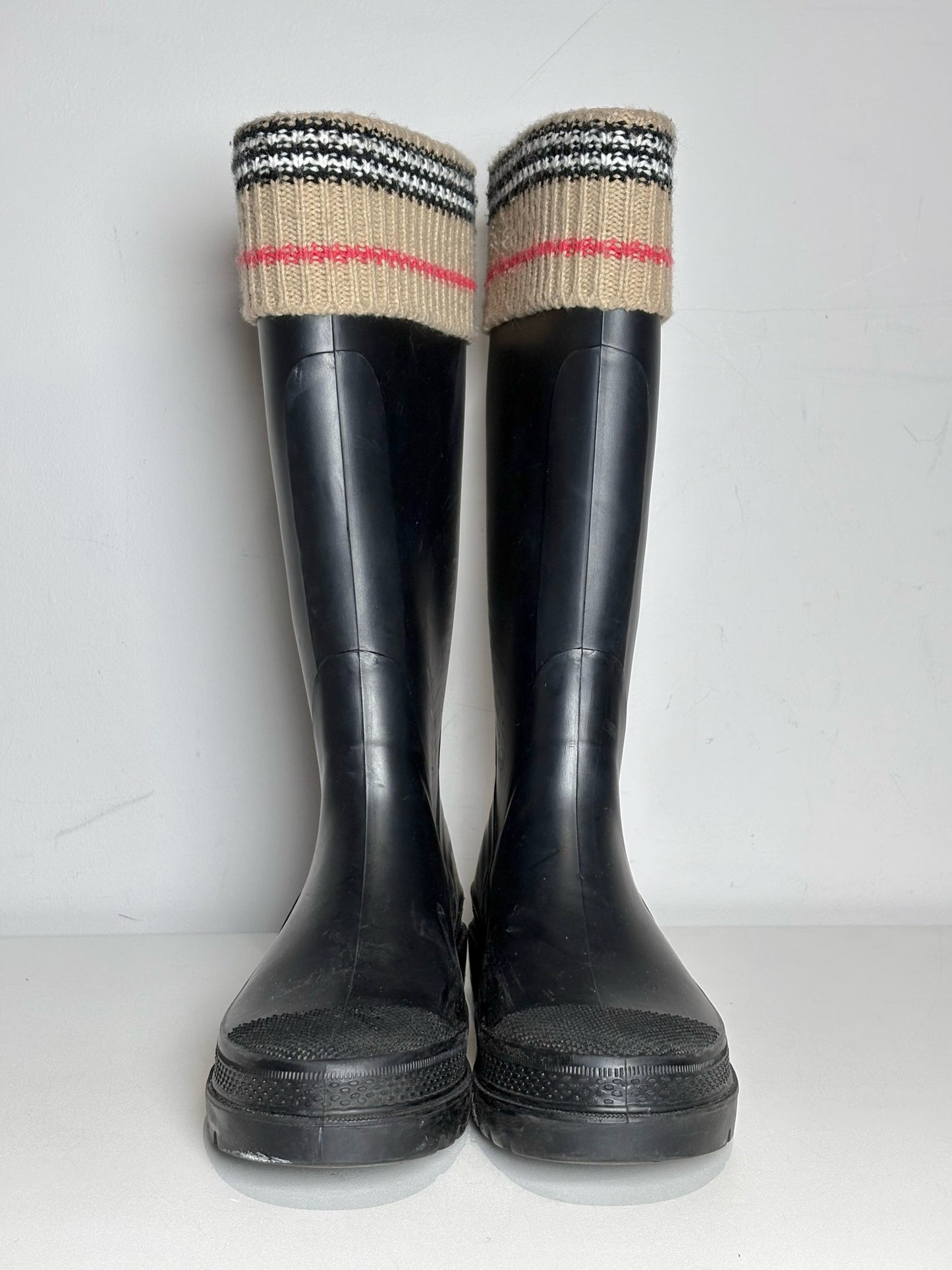 W Shoe Size 40 Burberry Black, Beige Rubber Women's Pre-owned Boots