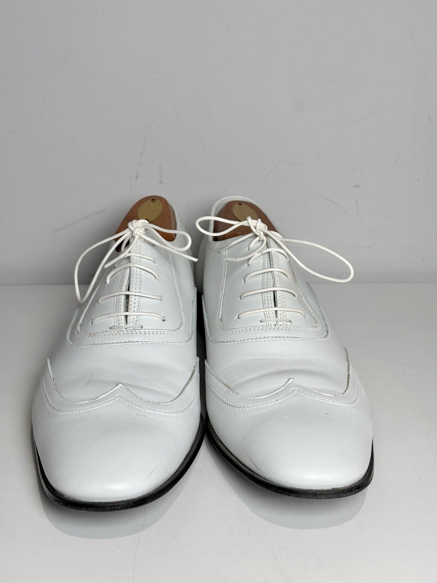 Men's Salvatore Ferragamo White Wingtip Leather Dress Pre-owned Shoes Sz 12