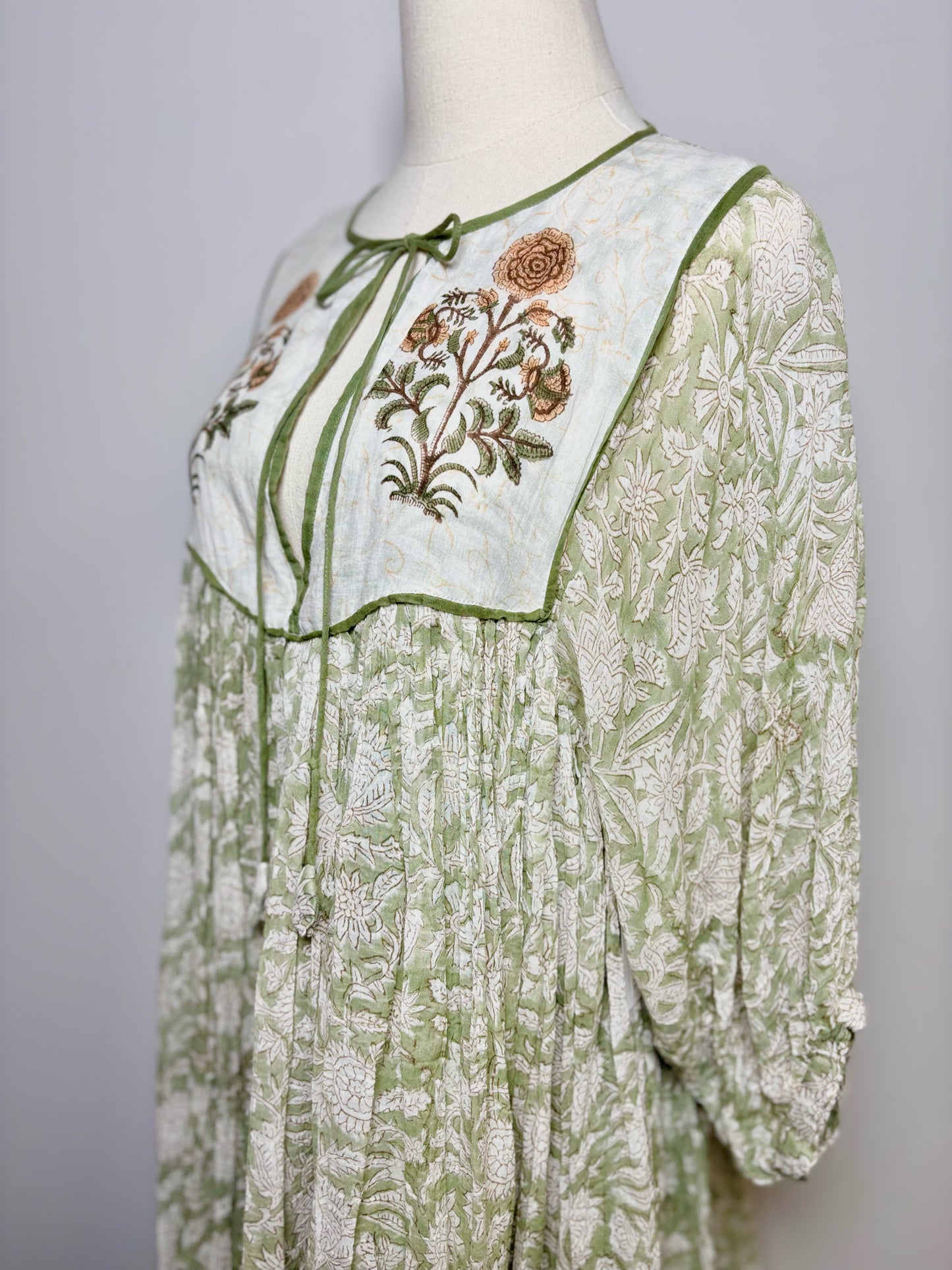 Women Size L Daughters of India Green Printed Floral Cotton Embroider Midi Dress