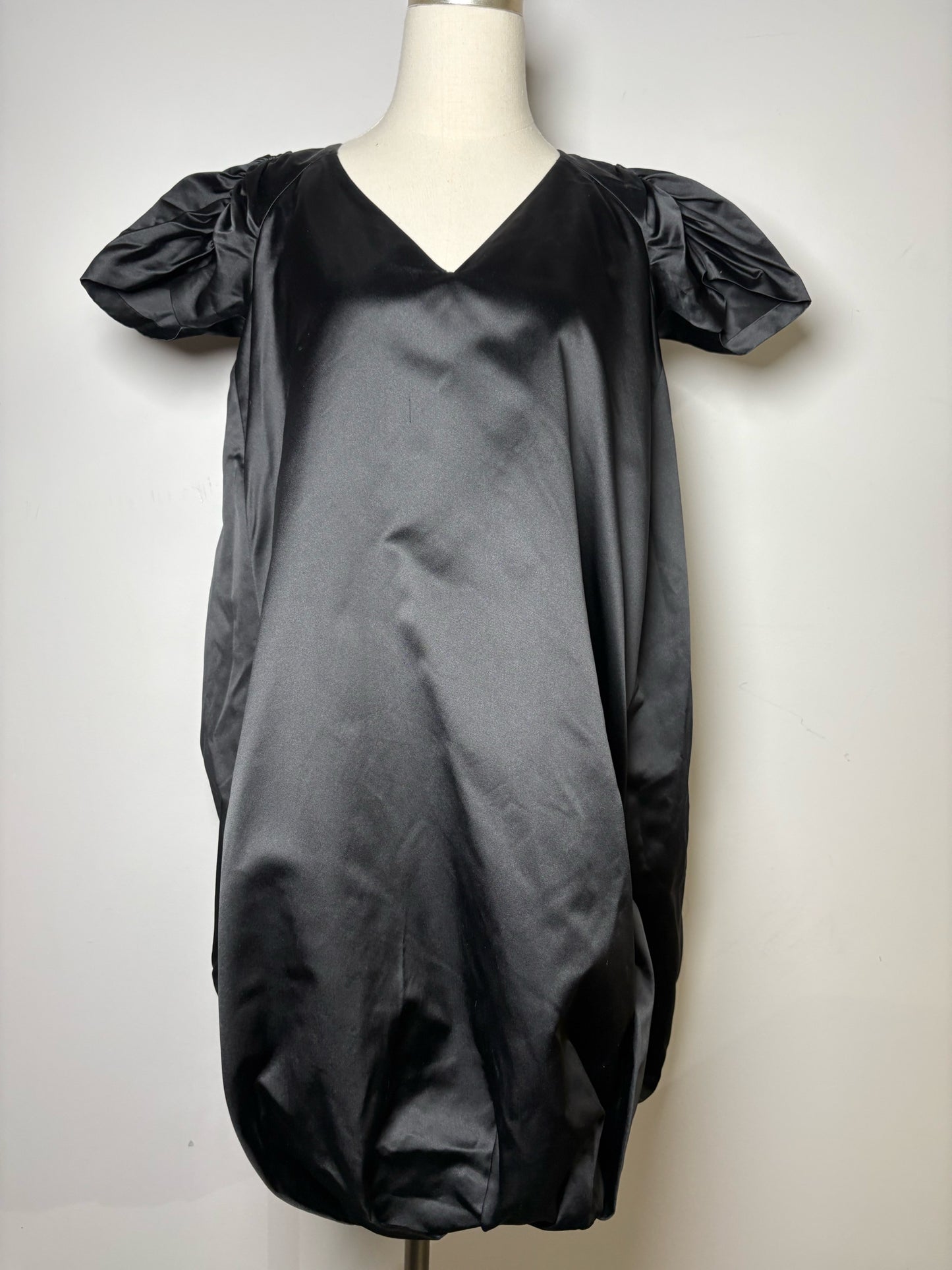 Women Size 42 ( 6 US) Prada Black Solid Dress