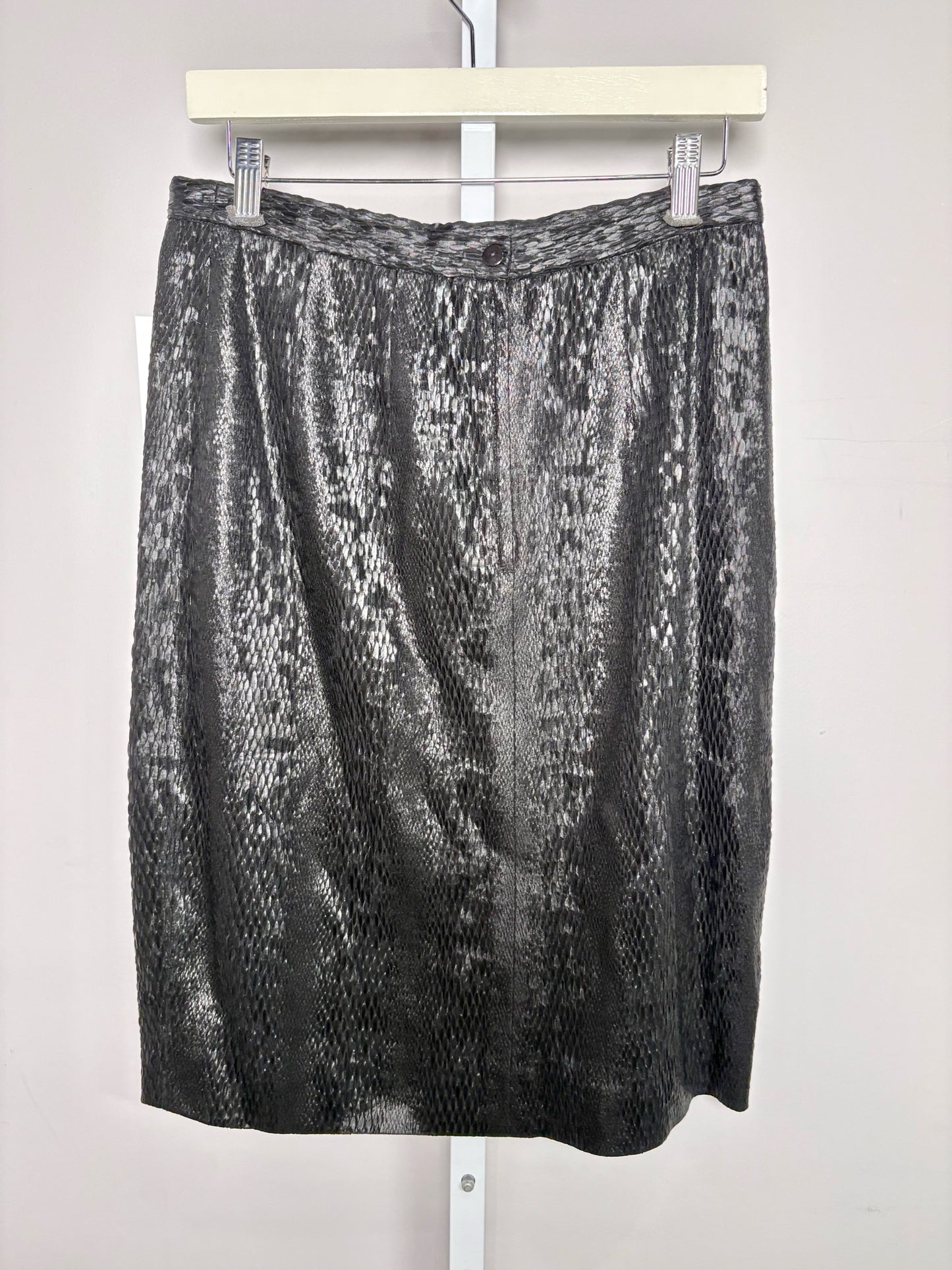 Women Size 44 (8 US) Guy Laroche Black Snakeskin Effect Vintage Skirt
