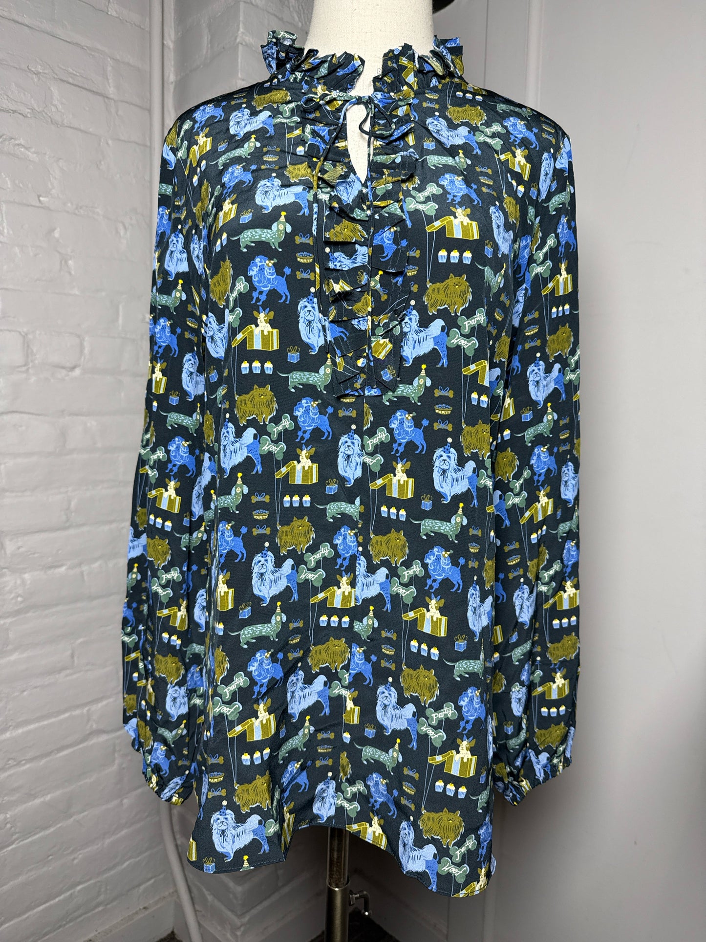 Women Size L Tyler Boe Multi-Color Dog 100% Silk Blouse