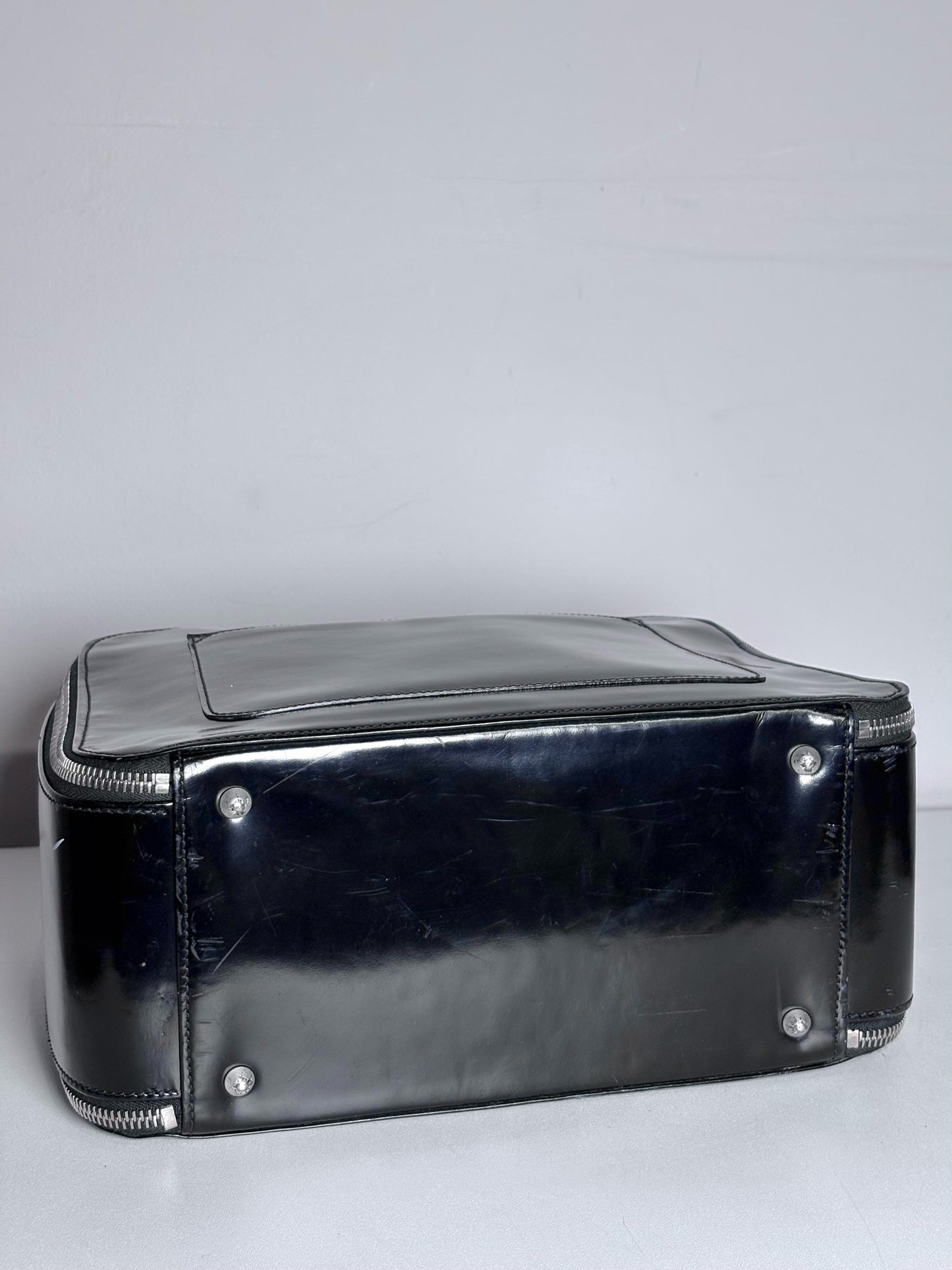 Anya Hindmarch London Solid Vintage Pre-owned Black Patent Purse