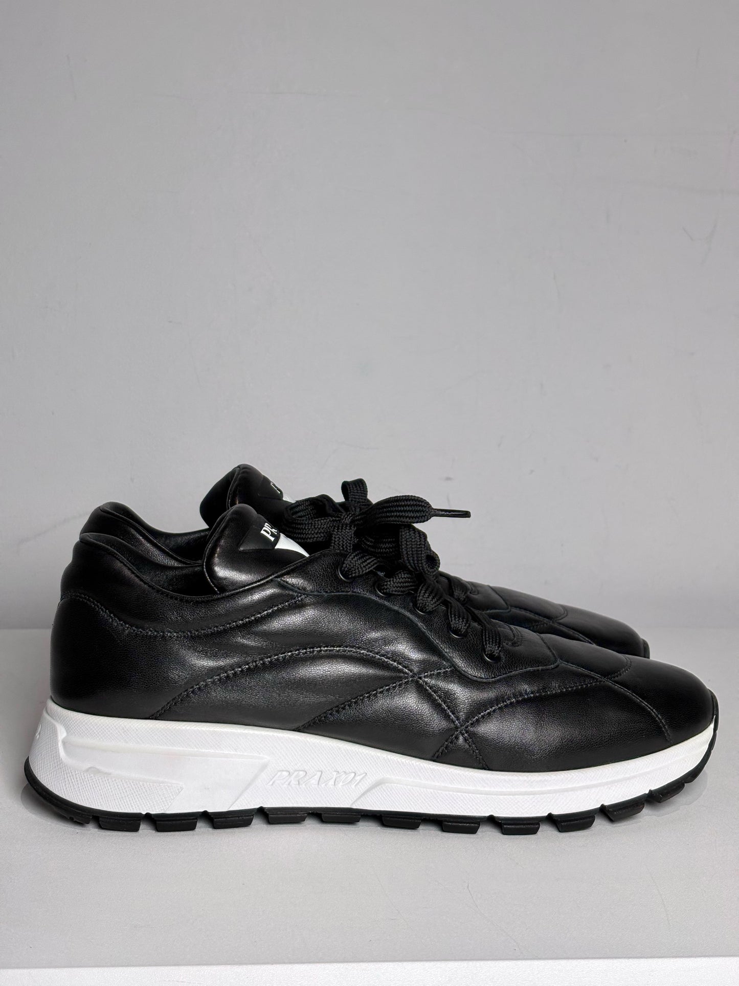 W Shoe Size 40 (10) Prada Prax 01 Black, White Calfskin Women's Sneakers