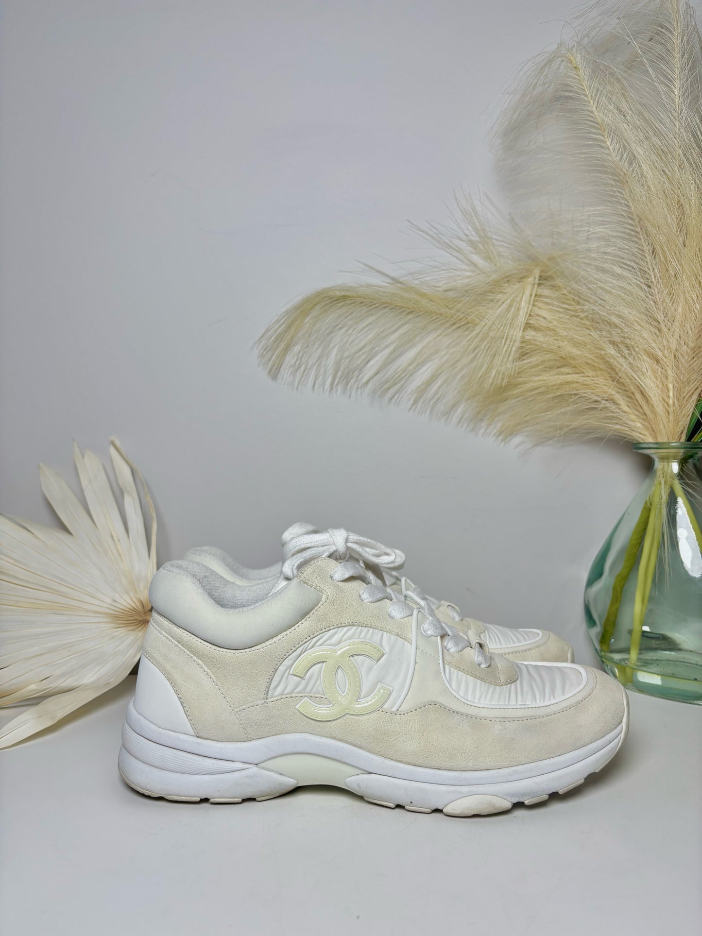 W Shoe Size 9.5 Chanel White Leather Suede Tennis shoes