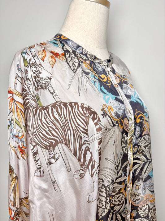 Women Size XL Johnny Was Gray, navy, brown Jungle Silk Blouse
