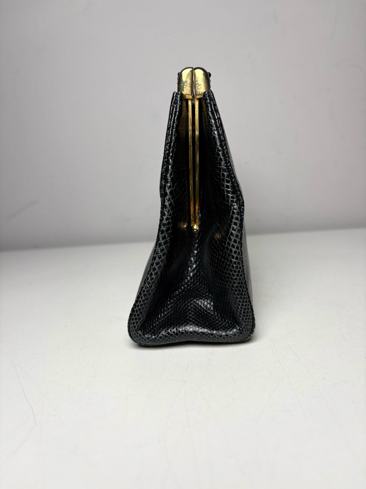 Judith Leiber Evening Crystal Embellishments Vintage Leather Pre-owned Bag