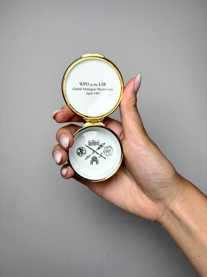 Halcyon Days The City of London White Enamel Pre-Owned Pillbox