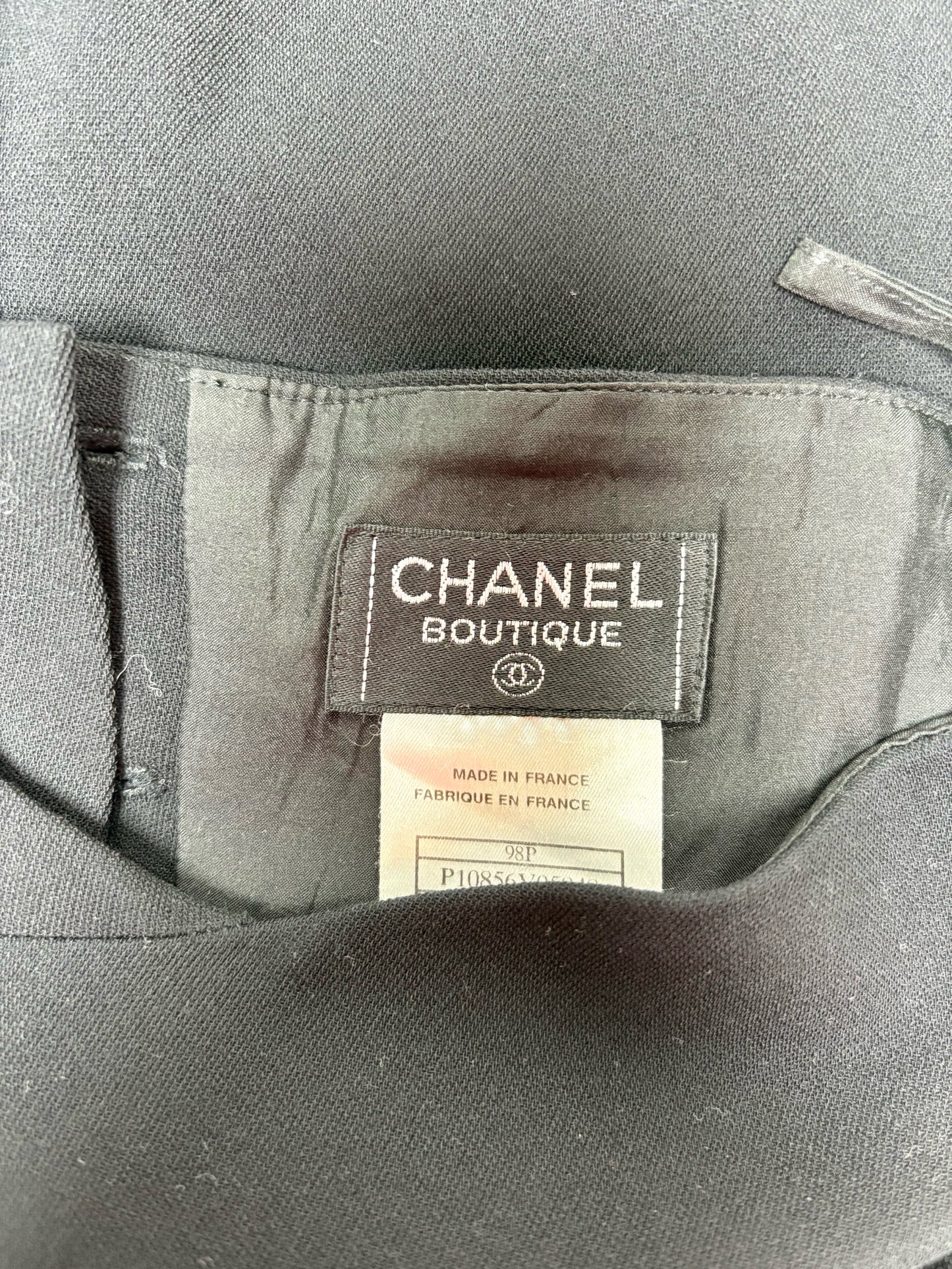 Women Size 36 Chanel Boutique Black Solid Pure Wool Women's Pre-owned Pants