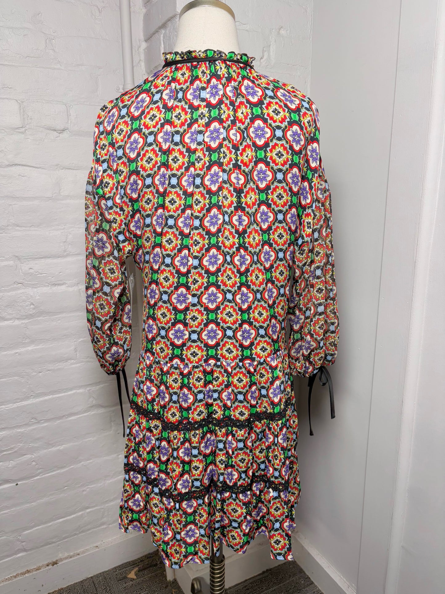 Women Size M Alice + Olivia Multi-Color Floral Dress