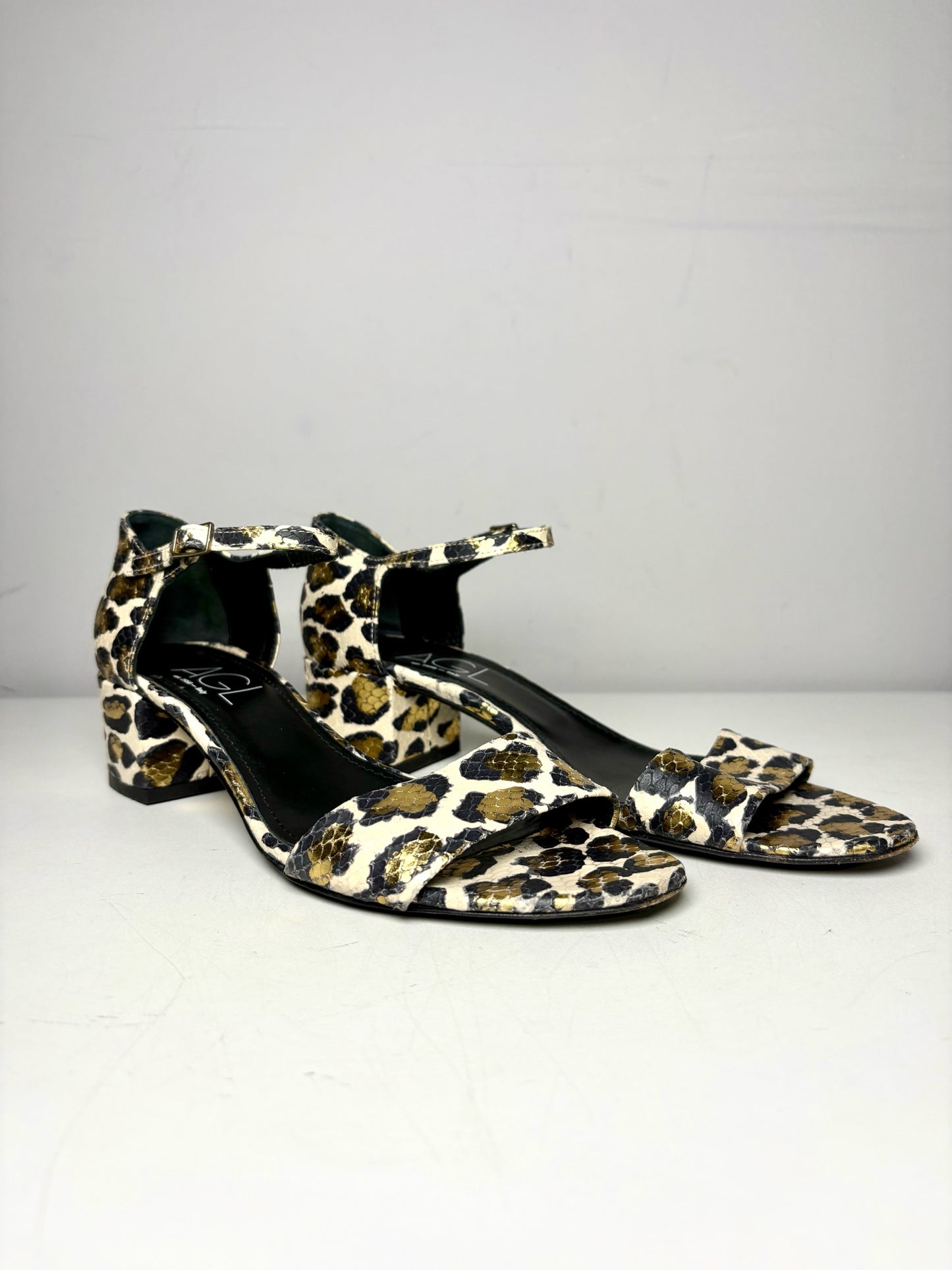 W Shoe Size 38 AGL Leopard Spots Metallic Sandal