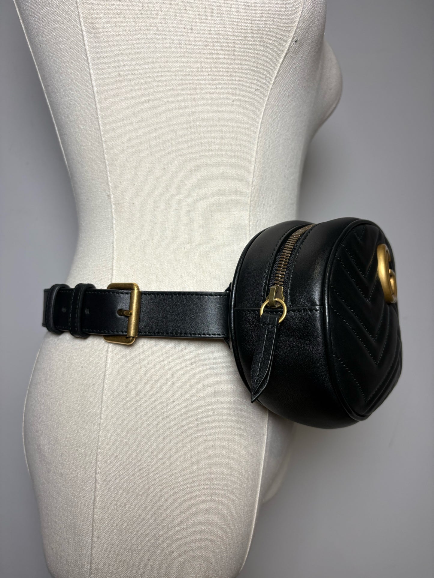 Women's Gucci Marmont Matelassé Black Calfskin Leather Authentic Pre-Owned Small Belt Bag
