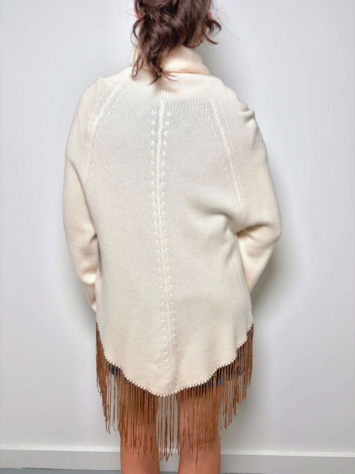 Women Size One Size Brunello Cucinelli Ivory Solid Cashmere Sweater