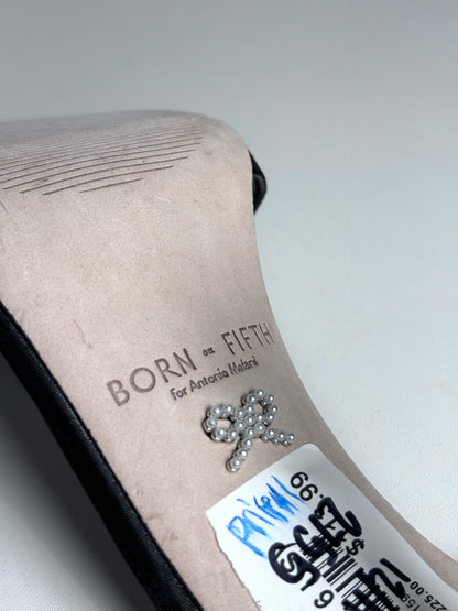 W Shoe Size 8.5 Antonio Melani x Born-Fifth Black Leather Suede Bow Back Heels