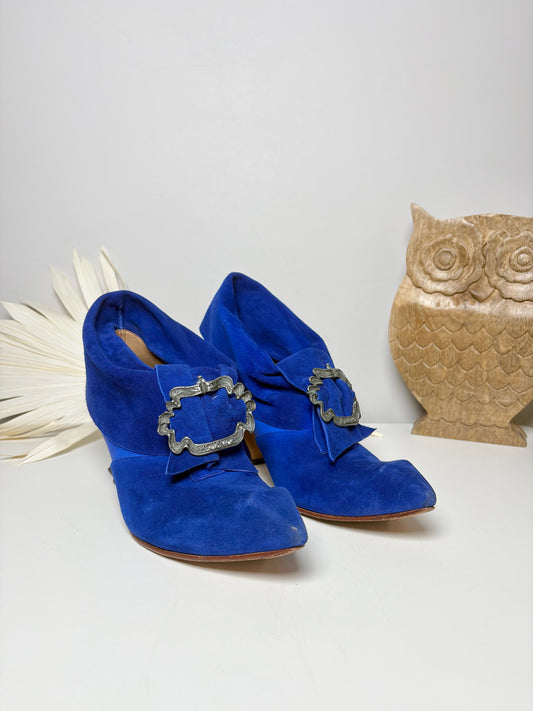 W Shoe Size 8.5 John Fluevog Blue Ruffle Buckle Leather Suede Boots
