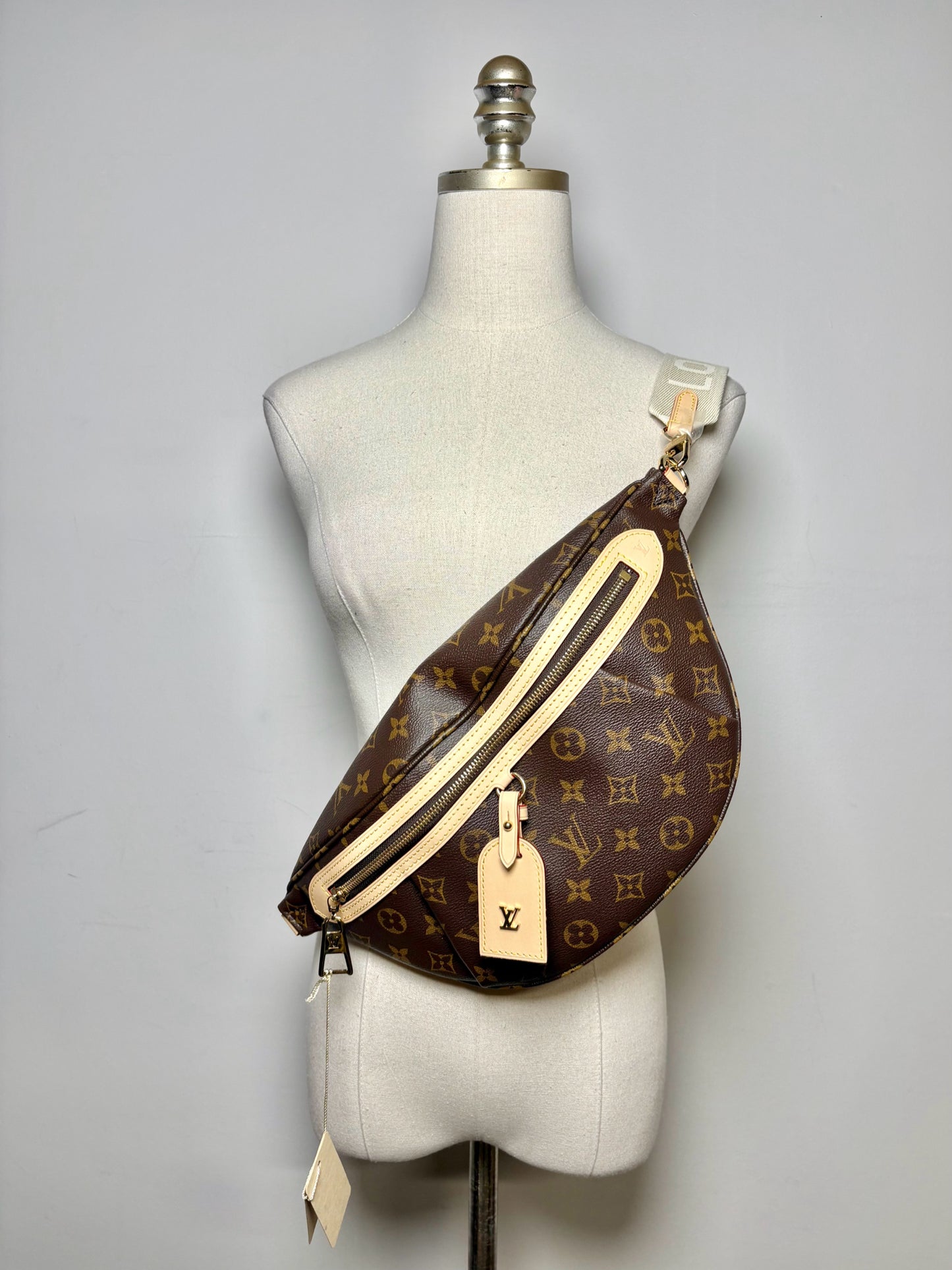 Louis Vuitton High Rise Brown Monogram Sling/Bum Bag NWT Pre-owned