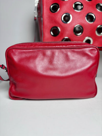 Women's Prada Vitello Daina Silver Grommets Leather Pre-owned Red Bag