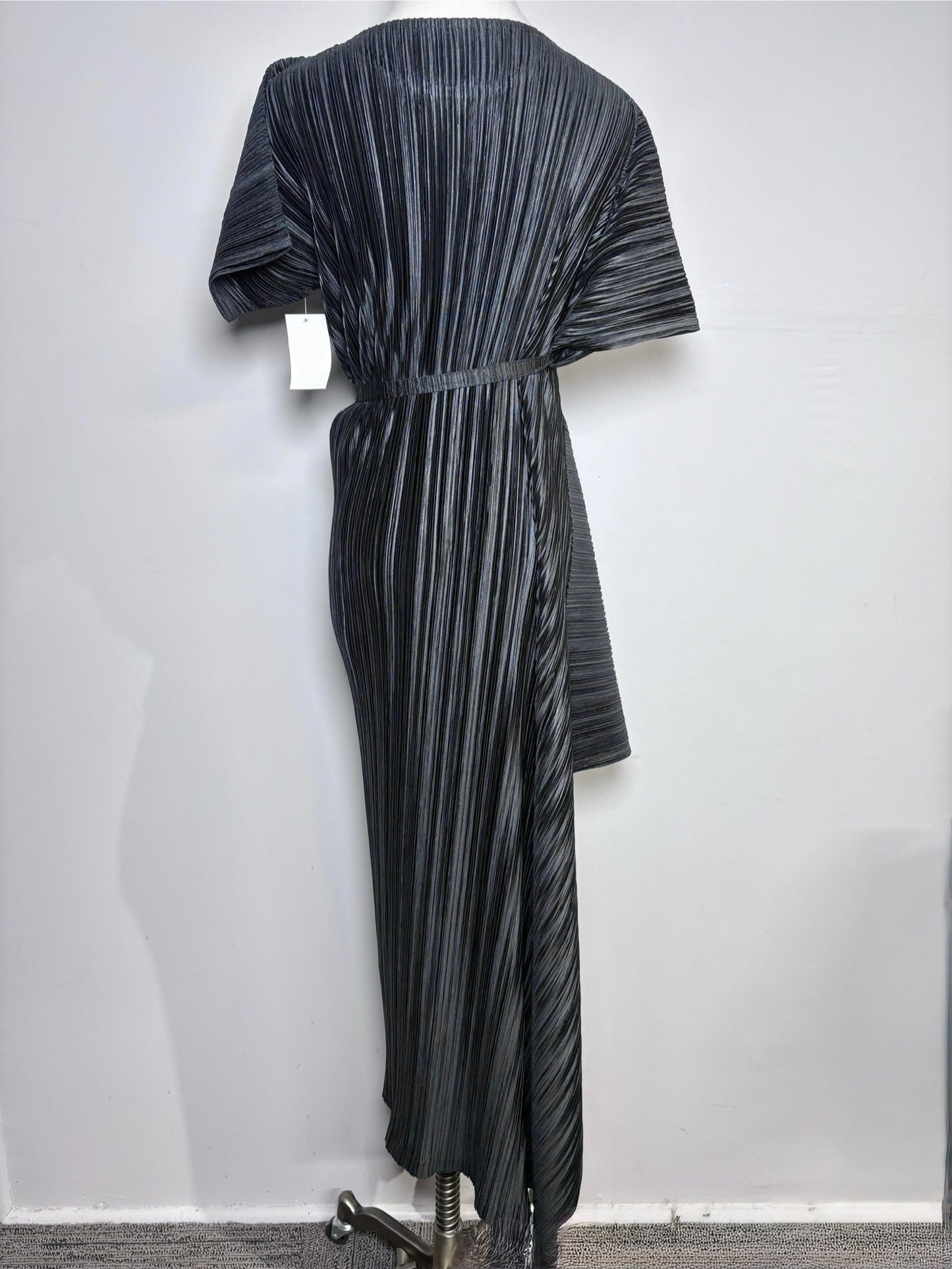Women Size S Issey Miyake Black Vertical Pleats Maxi Side Slit Dress