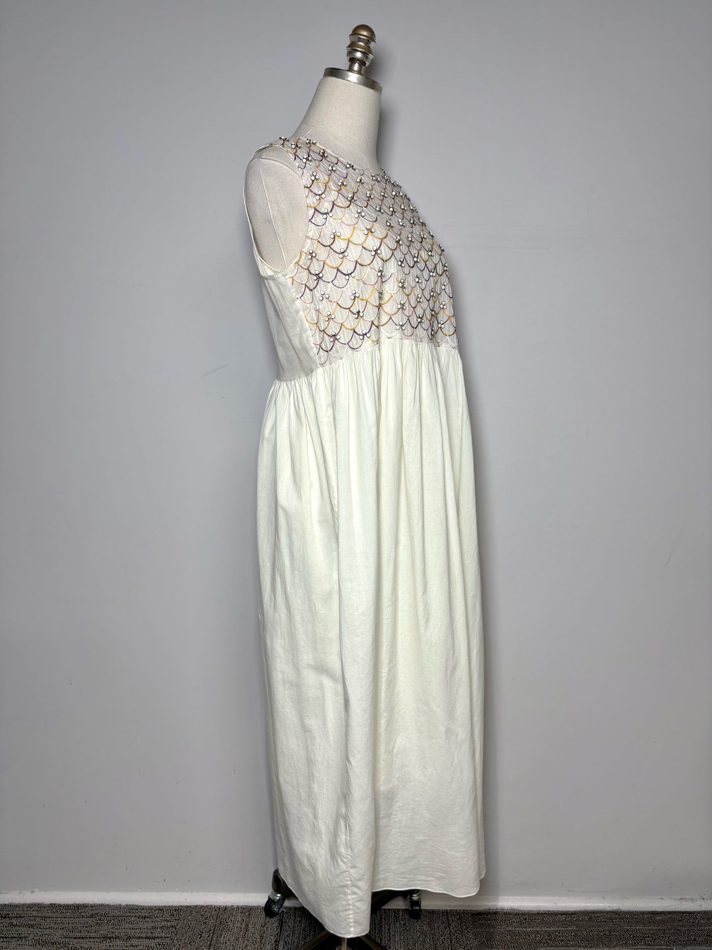 Women Size 1 (2 - 4 US) Megan Park Cream Scalloped Pure Cotton Pre-owned Dress