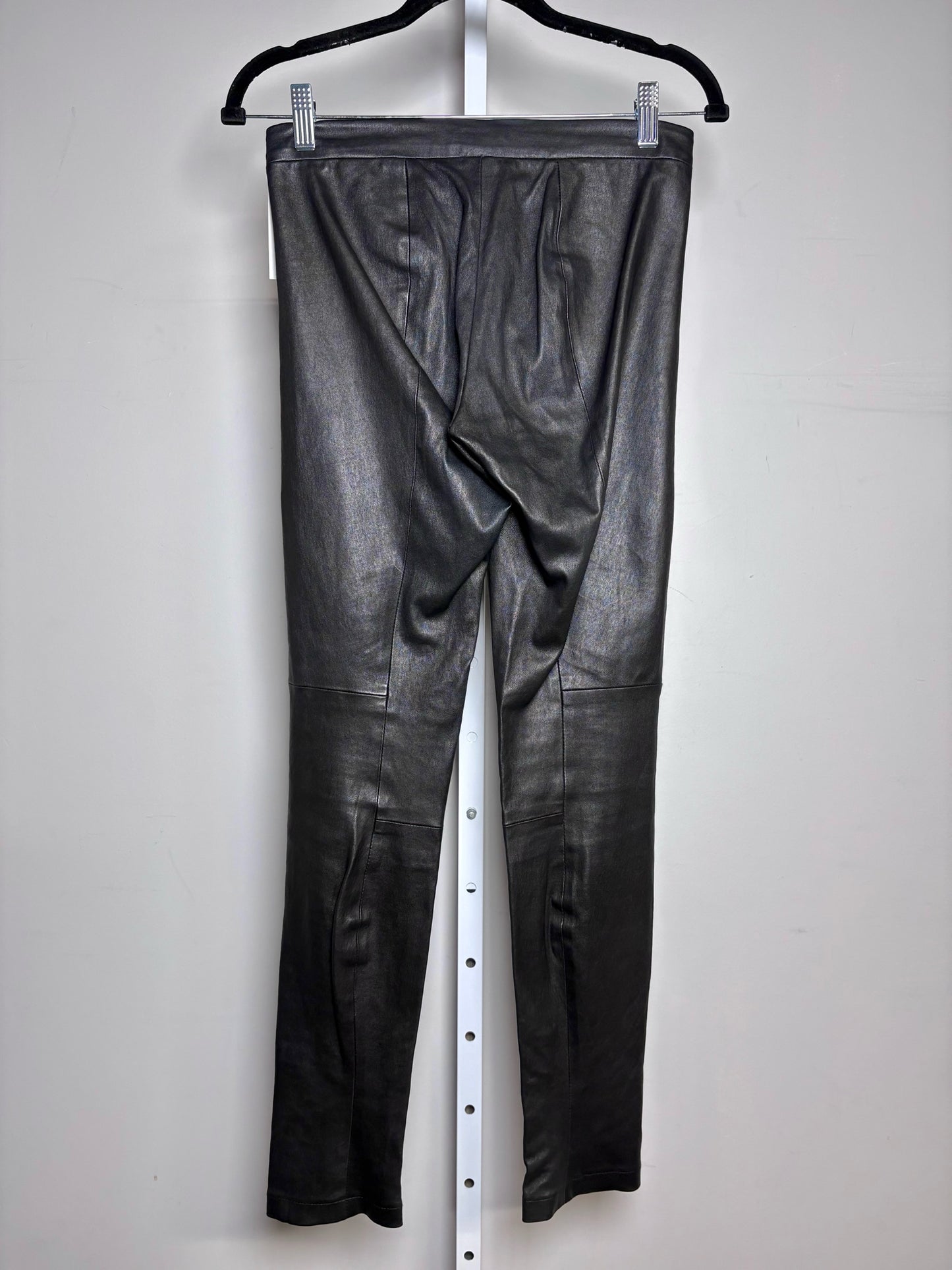 Women Size XS Vince Black Solid Leather Pre-owned Pants