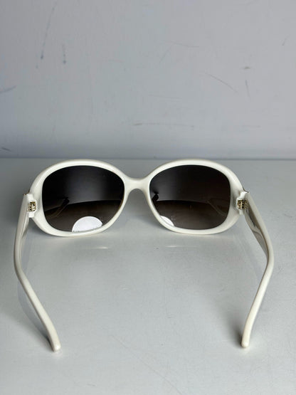 Fendi FS5236 Oversized Women's Pre-owned Cream Acetate Sunglasses