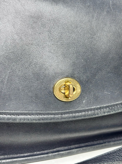 Coach Solid Vintage Leather Pre-owned Black Genuine Leather Small Purse