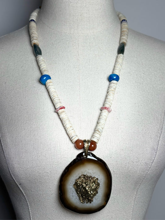 Agate Stone, 14k Gold Lion's Head Seashells Discs Pre-owned Necklace