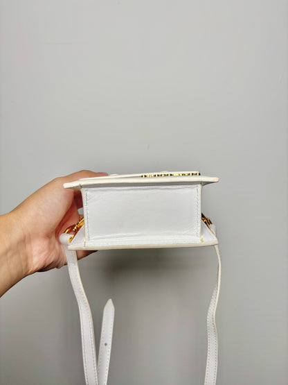 Jacquemus Leather Pre-owned White Le Chiquito Moyen Purse