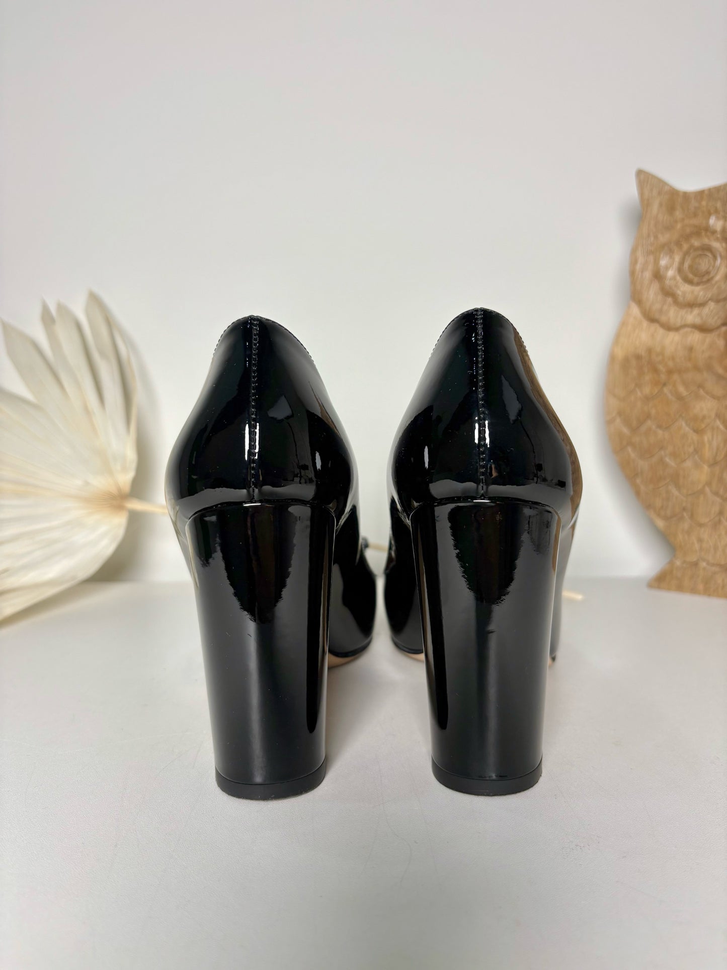 W Shoe Size 6.5 Kate Spade New York Black Leather Patent Heels