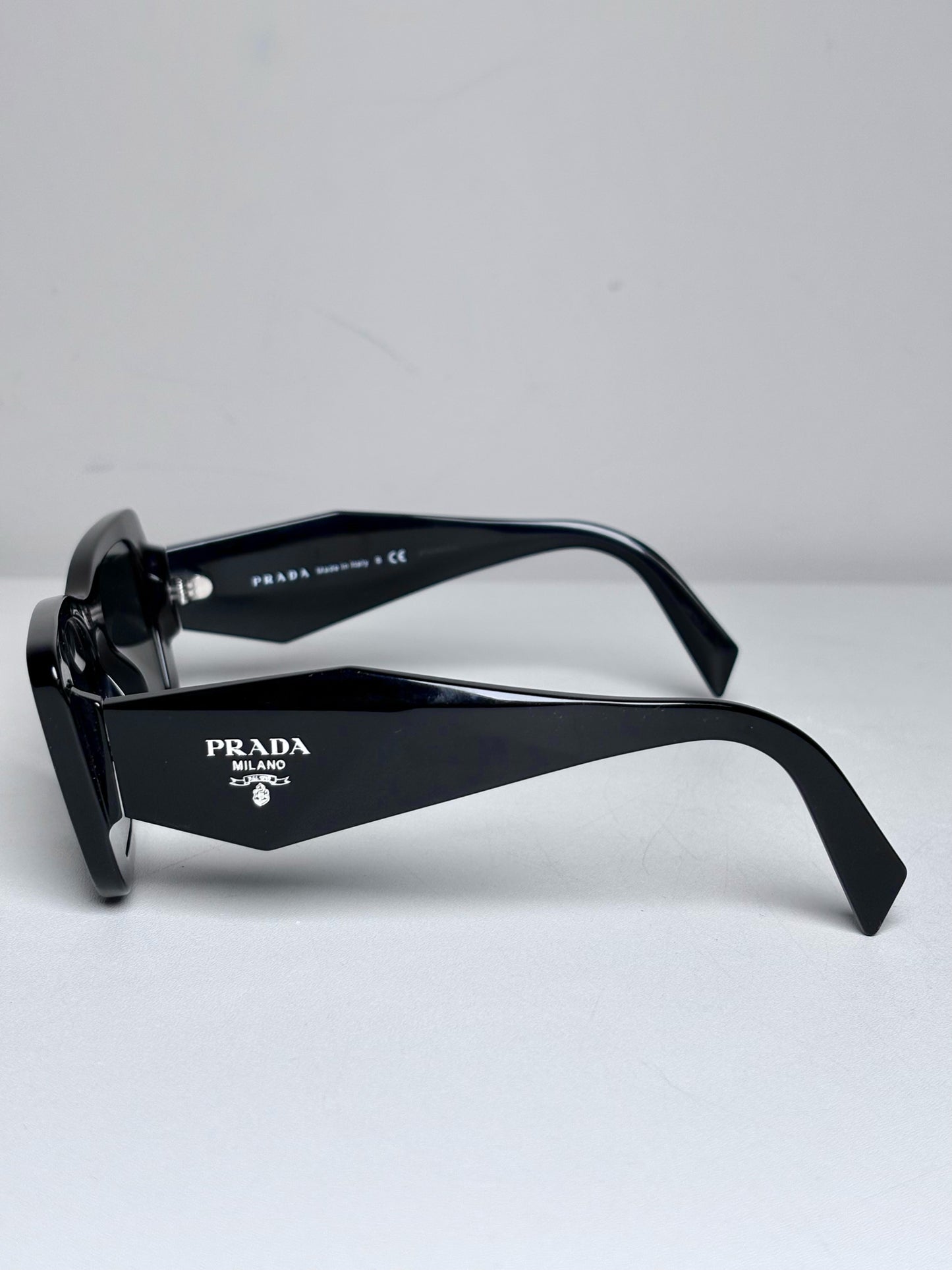 Acetate Prada Pre-owned Black Sunglasses