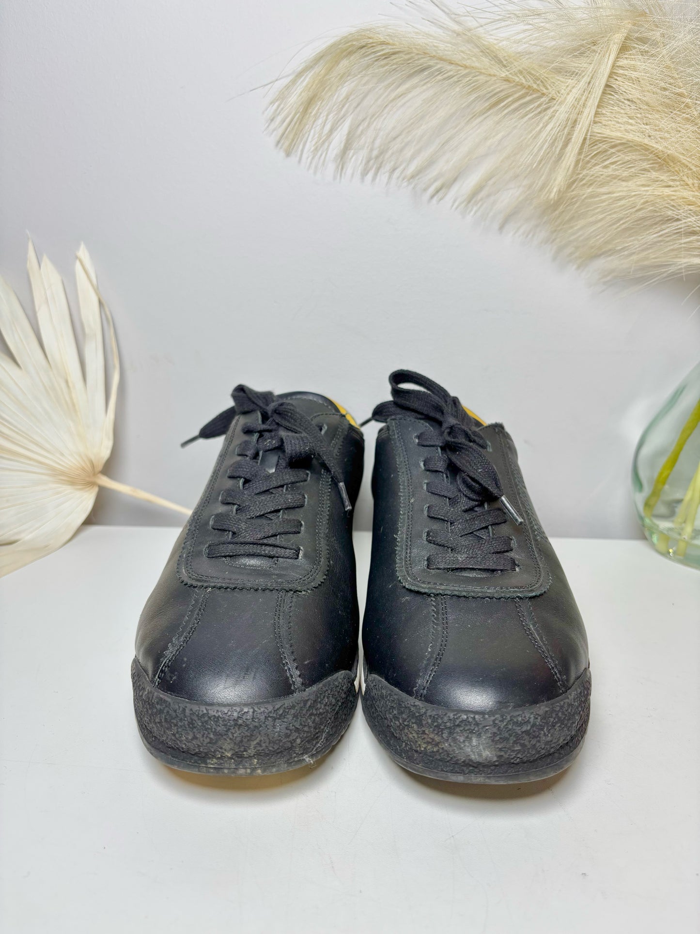 Salvatore Ferragamo Black Leather Solid Size 10 Men's Shoes
