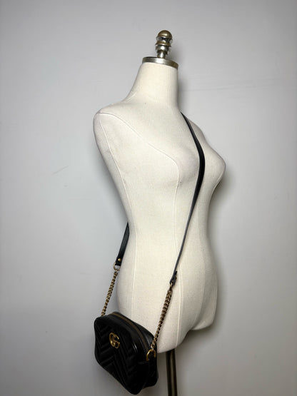 Gucci GG Quilted Camera Leather Pre-owned Black Nappa Crossbody Purse