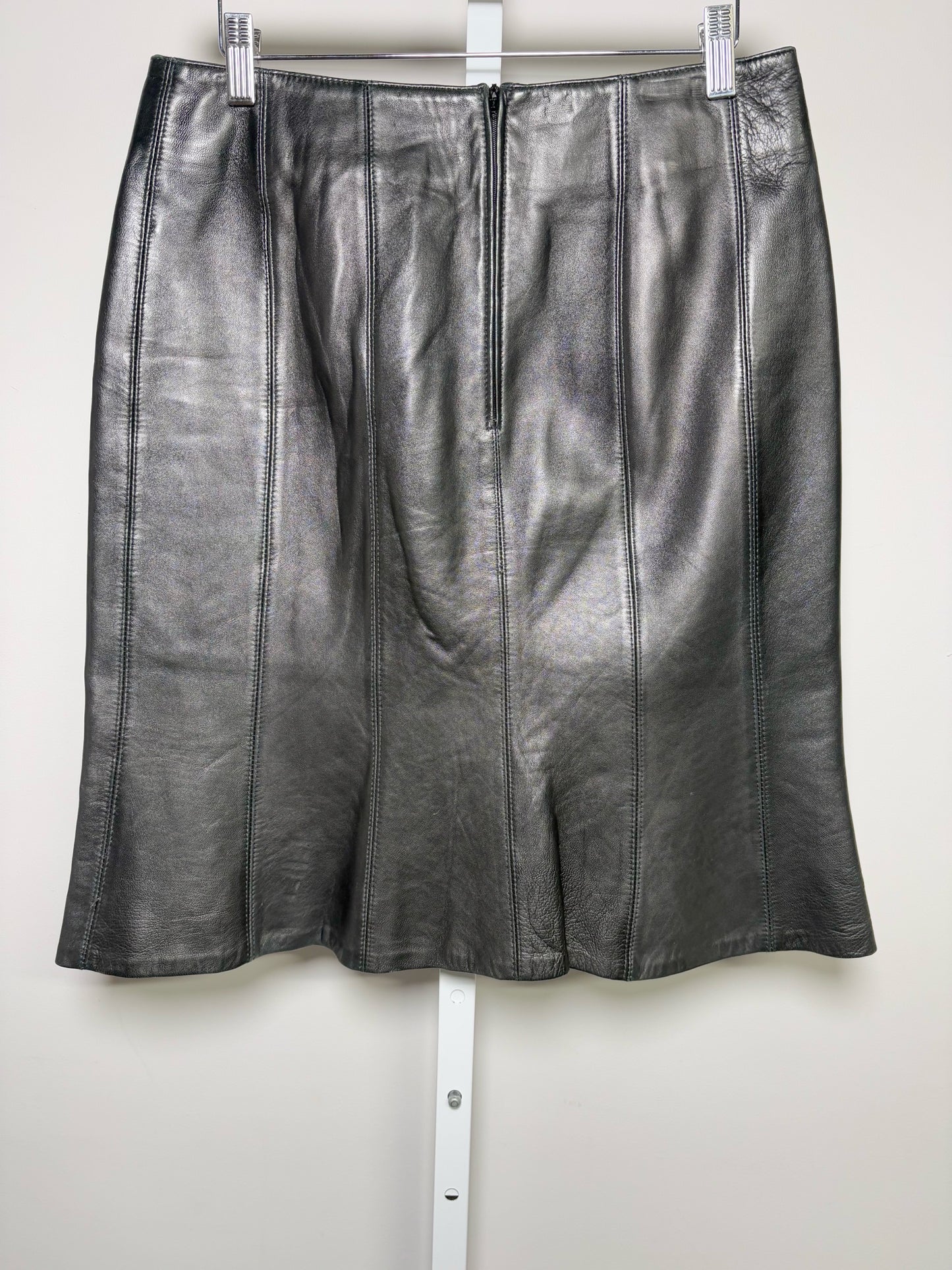 Women Size S Swann Black Solid Vintage Leather Skirt