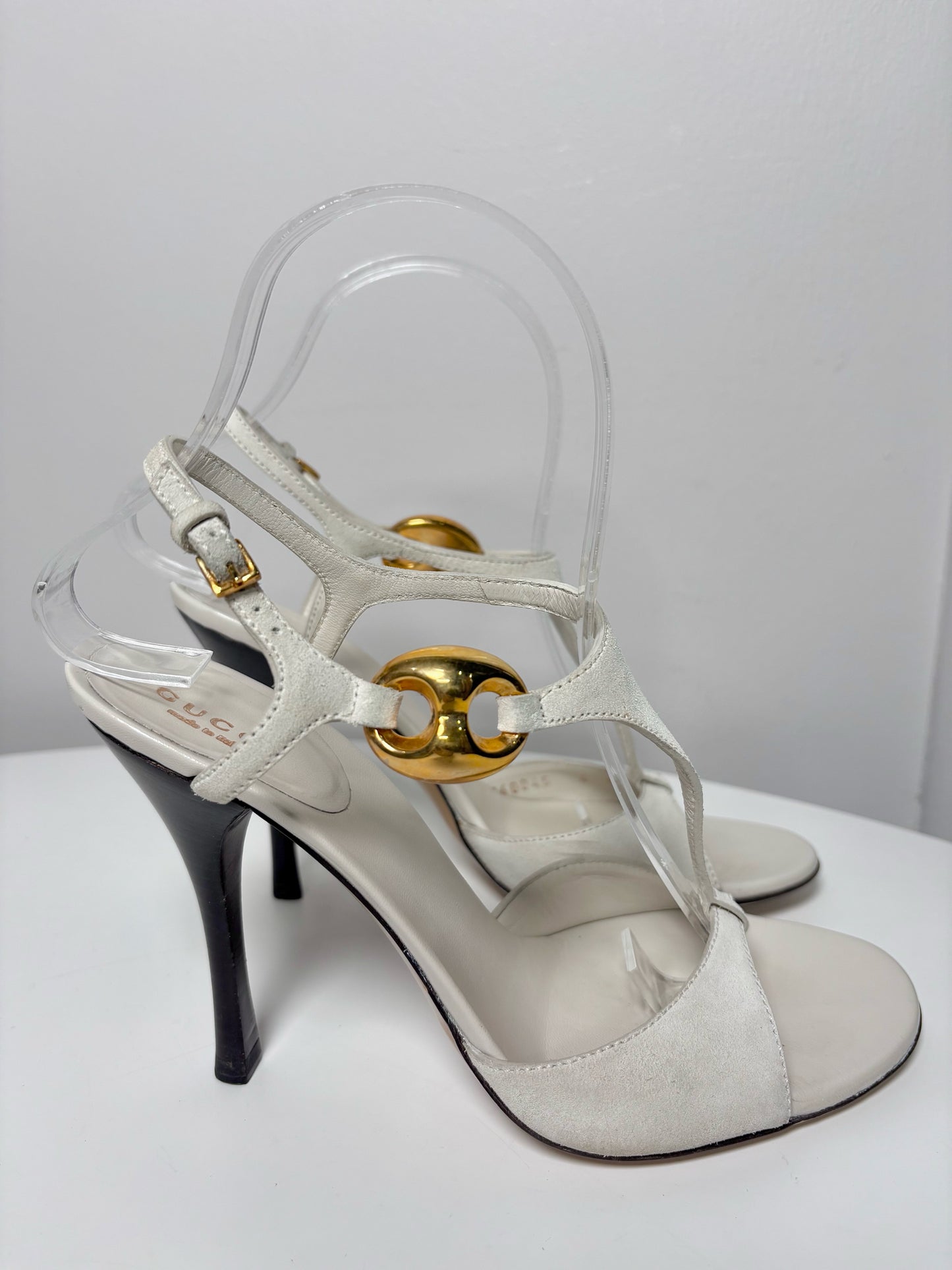 W Shoe Size 6 Gucci Cream Suede Pump