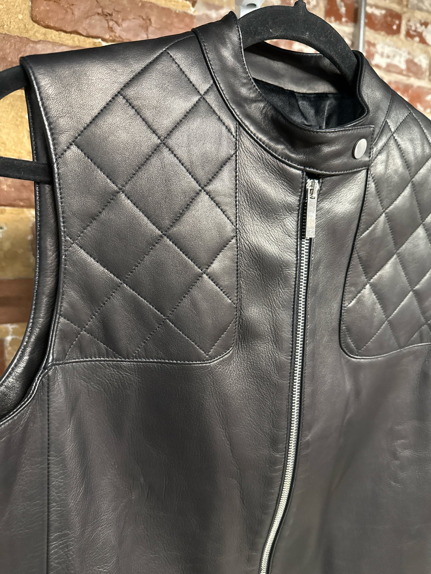 Women Size 6 (M) The Row Black Lambskin Leather Vest