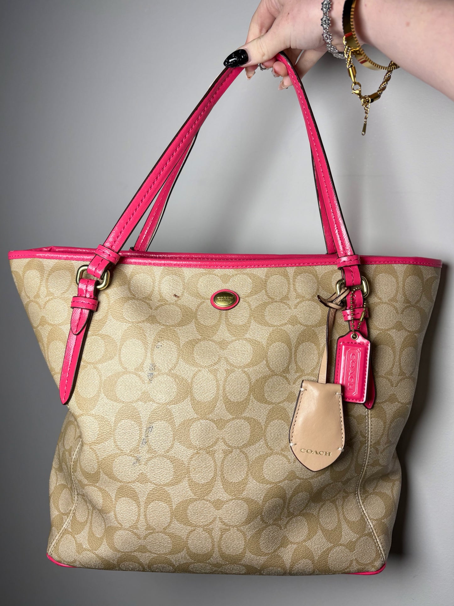 Coach Monogram Vintage Coated Canvas Pre-owned Beige, Hot Pink Medium Purse