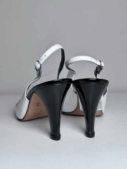 W Shoe Size 8 (Fits 6.5 - 7) Yves Saint Laurent Black, White Leather Heels