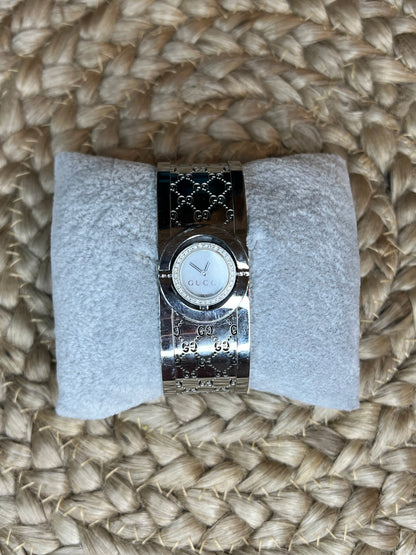 Gucci Twirl Silver Stainless Steel Double-G Ladies Watch