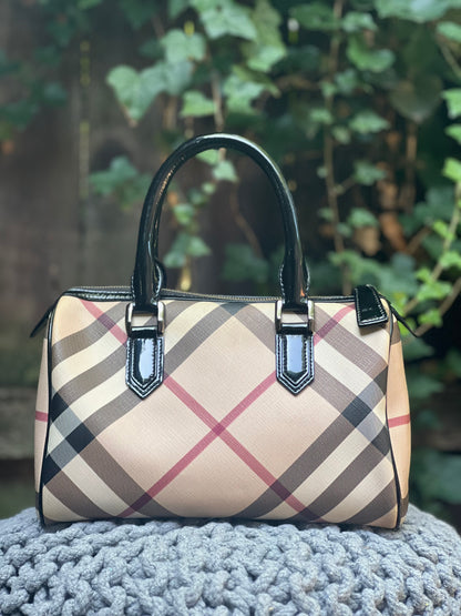 Burberry Nova Tan Black Red Plaid w/ Black Patent Leather Vintage
