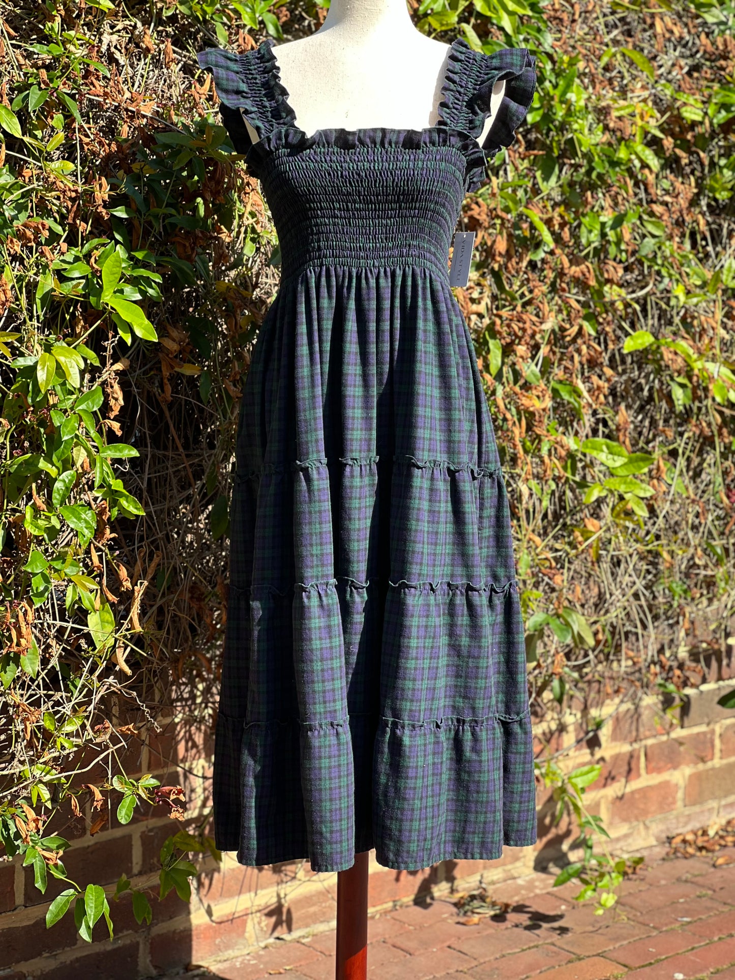 Hill House Ellie Nap Dress in "Navy Tartan" Size S