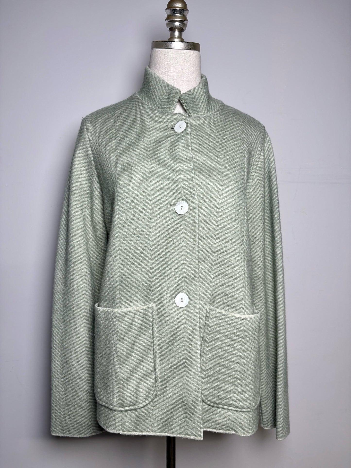 Women Size 42 ( 6 US) Adesi Pistachio Green Chevron Cashmere Pre-owned Sweater