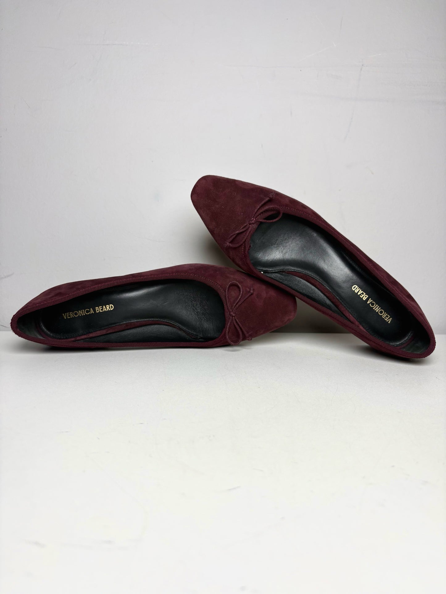 W Shoe Size 7.5 Veronica Beard Burgundy Suede Heels