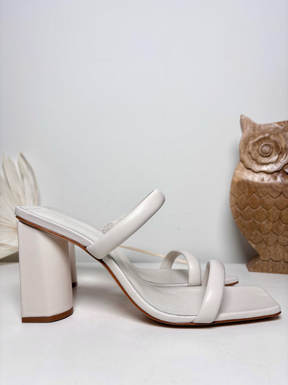 W Shoe Size 11 Schutz Bone Ully Nappa Leather NWT Heels