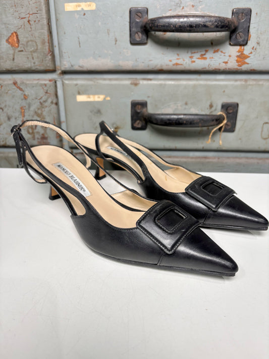 W Shoe Size 39.5 (8.5/9 US) Manolo Blahnik Black Leather Vintage Slingbacks